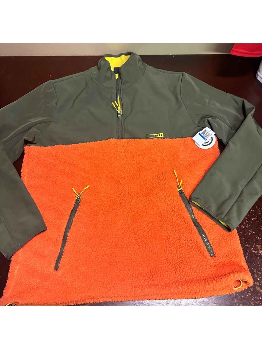 NEFF olive green orange half Sherpa pullover fleece XL